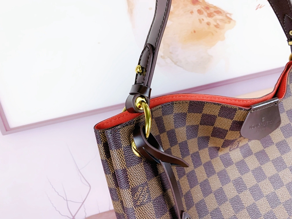 ルイヴィトンバッグ細部ディテール